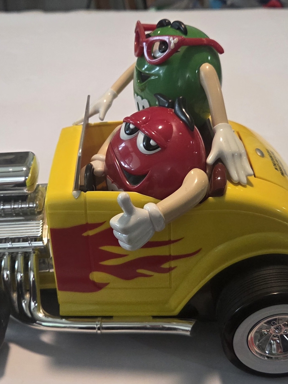 M&M'S Rebel Without a Cause Red & Green Characters in Yellow Hot Rod